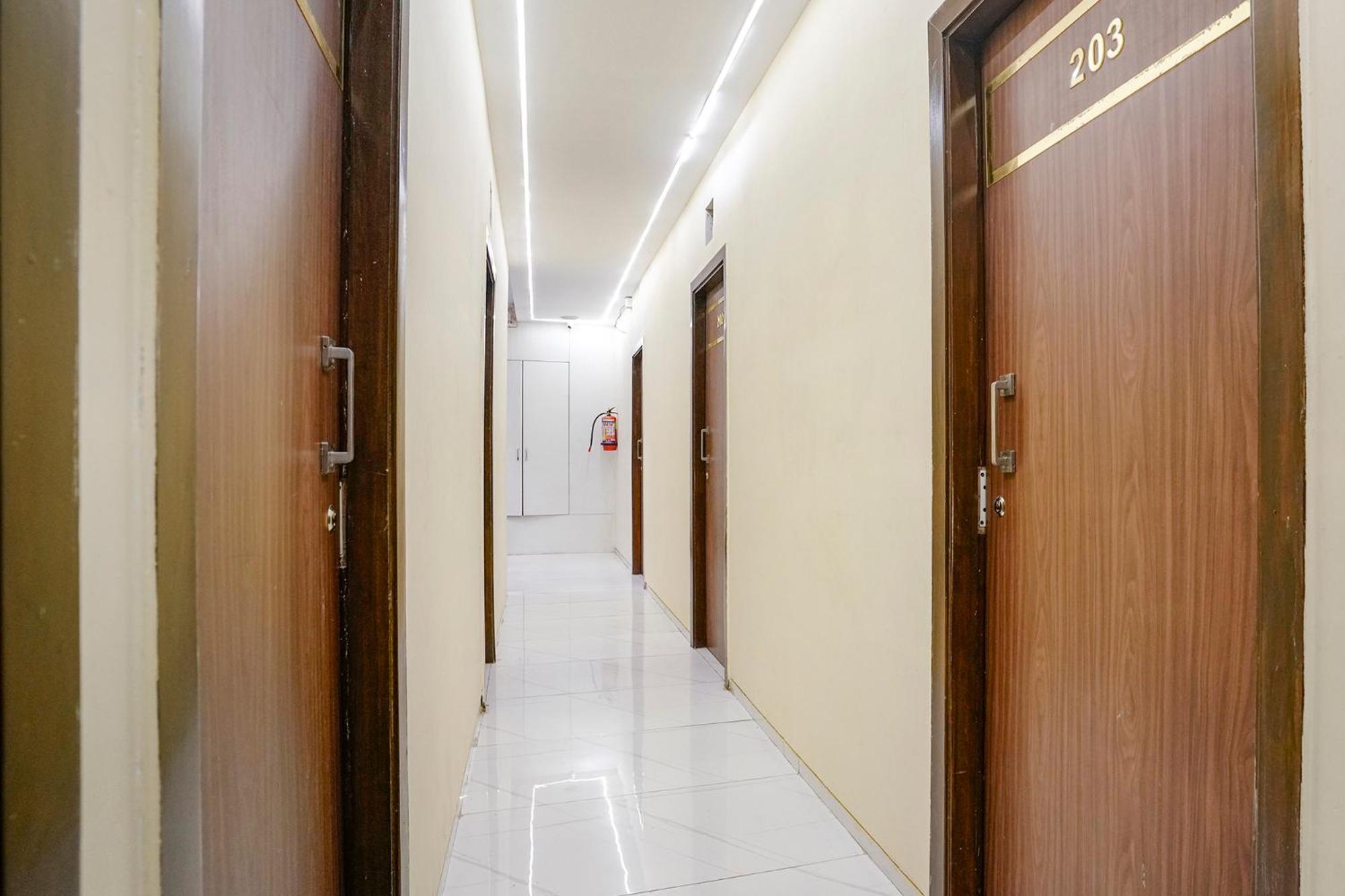 Fabhotel Powai Inn 孟买 外观 照片